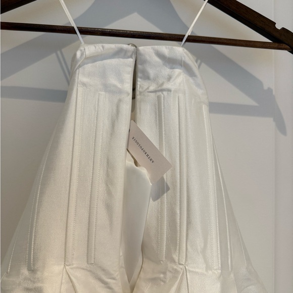 Elegant White Strapless Dress Anthropologie - Picture 12 of 12